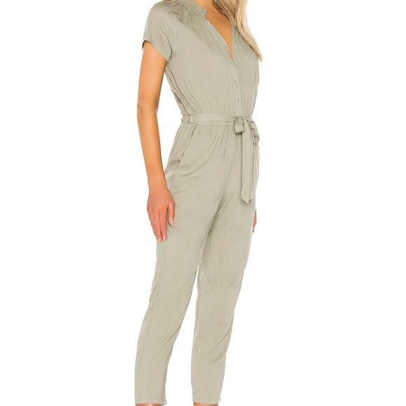 I’m all in jumpsuit Jack by Steve Madden - Picture 3 of 4